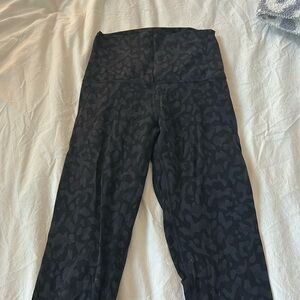 LULULEMON ALIGN LEGGINGS SIZE 2 25”